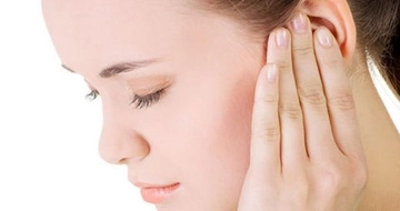 Kulak İçinde Şişlik Belirtileri ve Tedavisi Kulak İçinde Şişlik Belirtileri ve Tedavisi