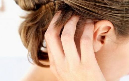 Sağ Kulak Arkasında Şişlik Belirtileri ve Tedavisi